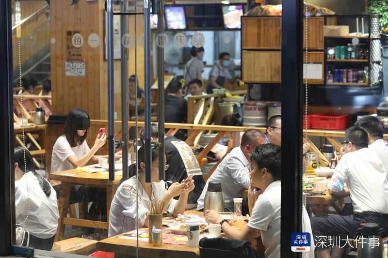 三年查处超8.6万宗!深圳将禁止露天烧烤,四成受访者称有遗憾